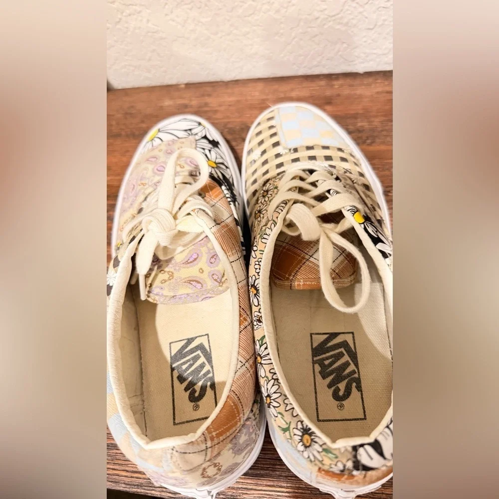 Vans Era Meadow women’s shoes Patchwork Very clean & great condition bohemian